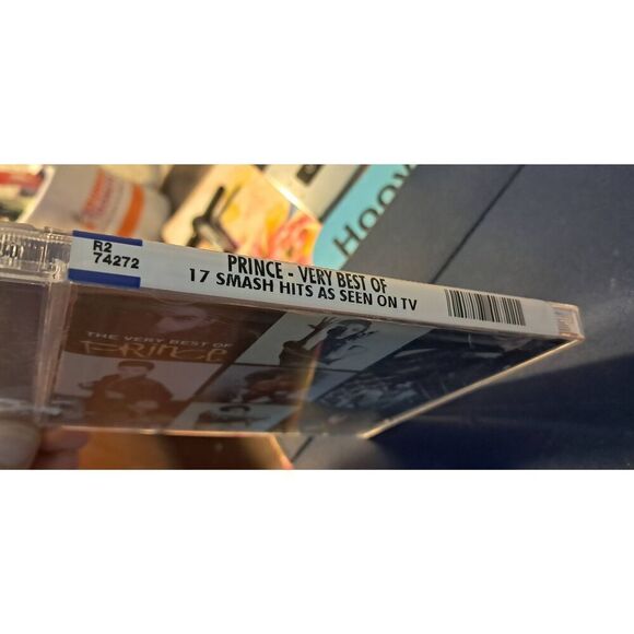 Prince The Very Best Of CD ORIGINAL 2001 Warner R2 74272-NEW - Picture 2 of 4